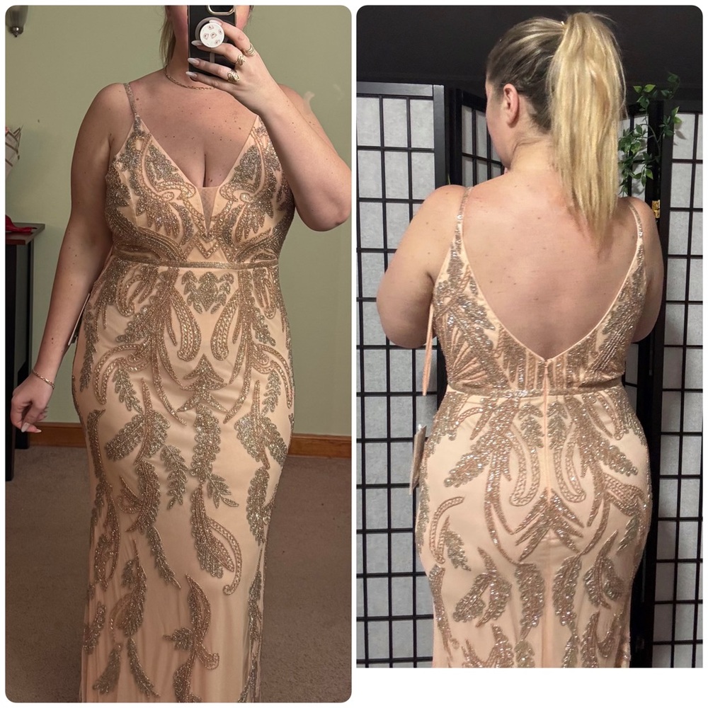MacDuggal size 14 V neck sequin Elegant Evening Gown - Picture 8 of 8